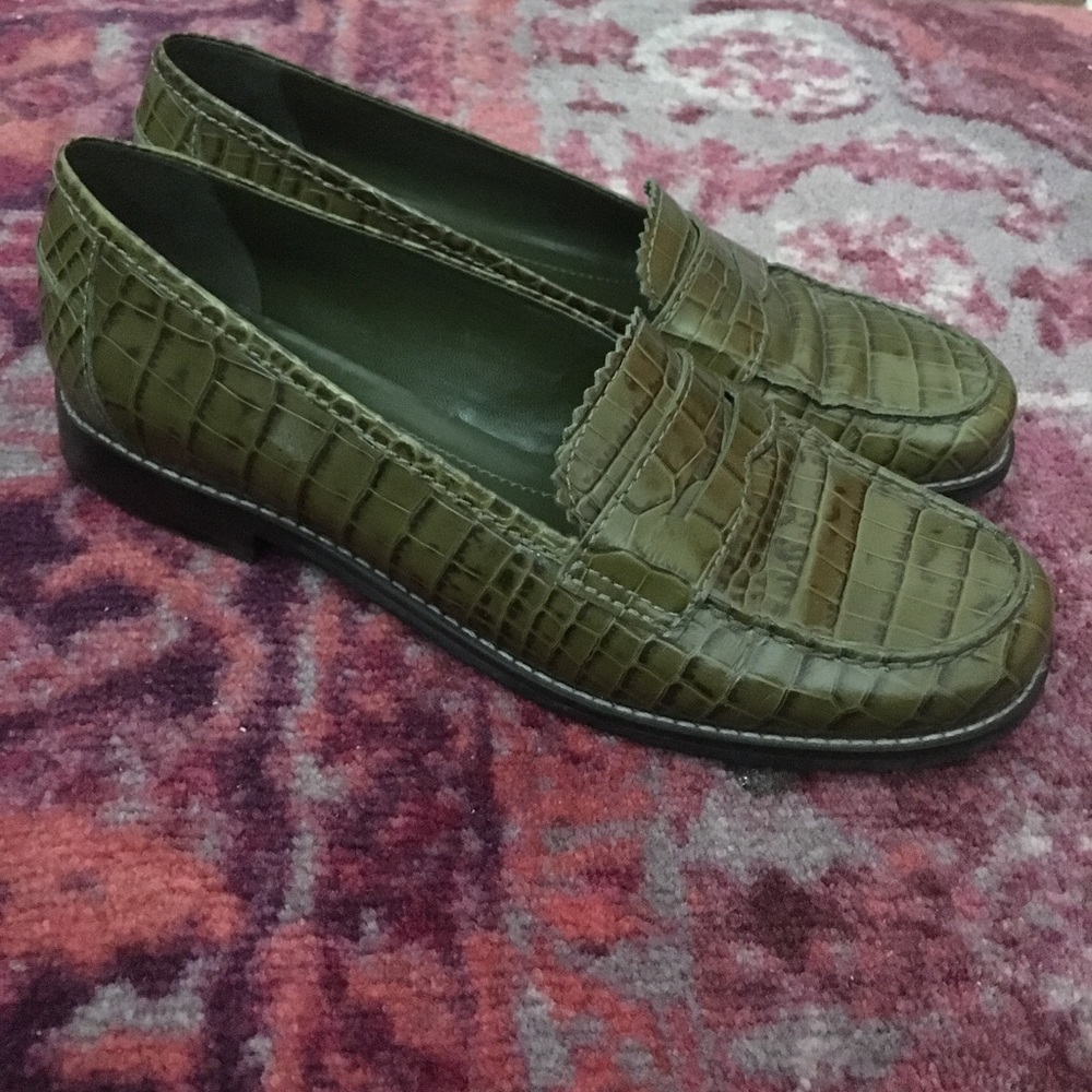 Franco Sarto green women's loafers alligator print